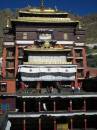 5th-9th-Banchen-Lama-tombs  » Click to zoom ->