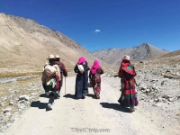   &raquo; Click to zoom ->