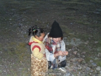   &raquo; Click to zoom ->