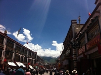 Barkhor Street  &raquo; Click to zoom ->