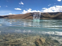   &raquo; Click to zoom ->