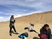   &raquo; Click to zoom ->