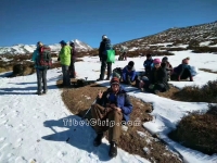   &raquo; Click to zoom ->