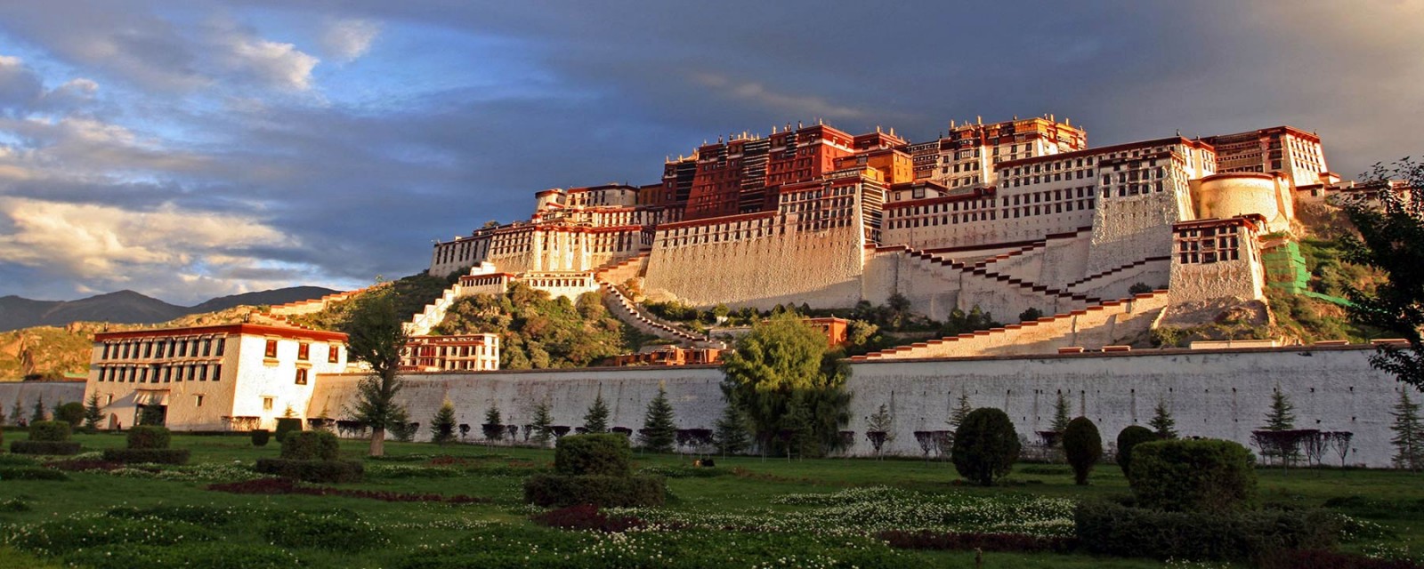 Travel to Tibet in Your Way with Local Tourism Insider